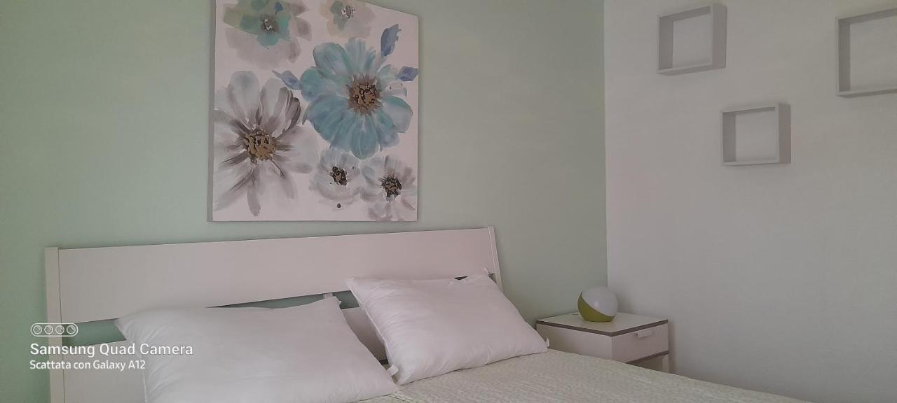 Surf & Chill Bungalow 69, Quiet Green Oasis With Community Swimmingpool Parque Holandes Eksteriør bilde