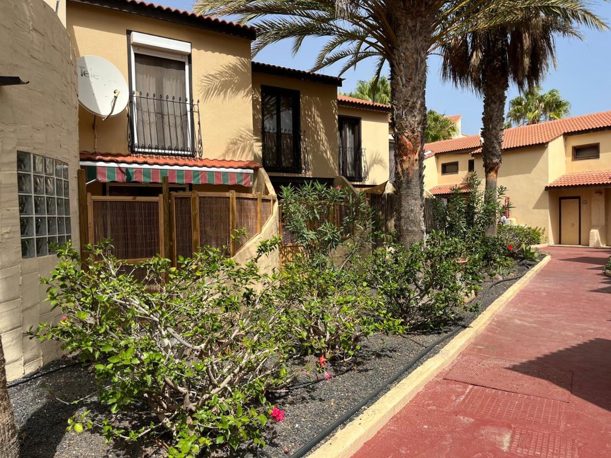 Surf & Chill Bungalow 69, Quiet Green Oasis With Community Swimmingpool Parque Holandes Eksteriør bilde