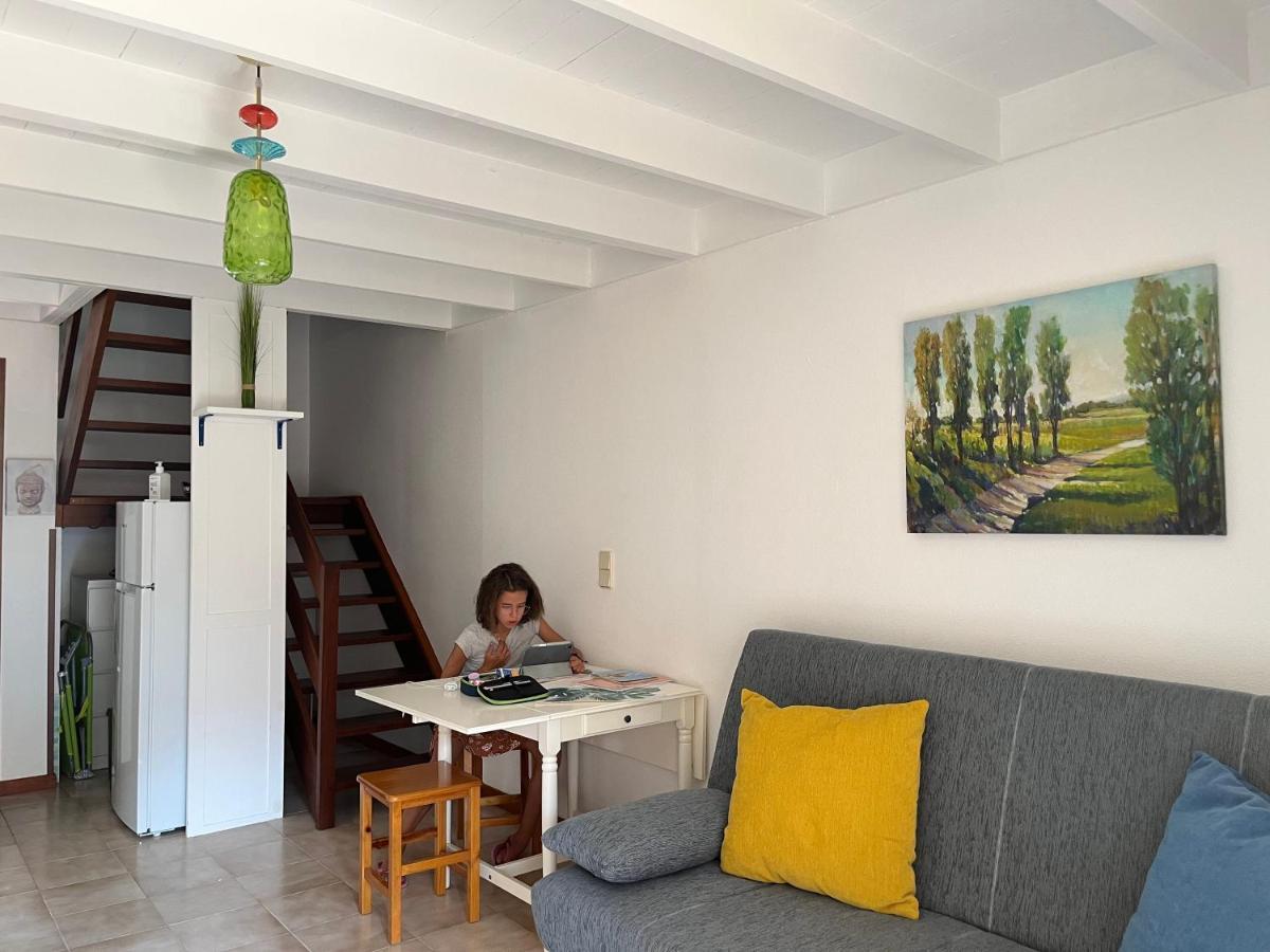 Surf & Chill Bungalow 69, Quiet Green Oasis With Community Swimmingpool Parque Holandes Eksteriør bilde